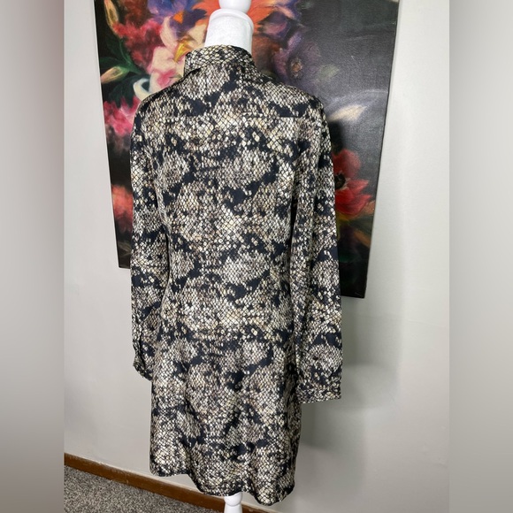 Theory NWOT snake skin print silk shirt dress Career Office Business Casual Sz 6 - Picture 3 of 9